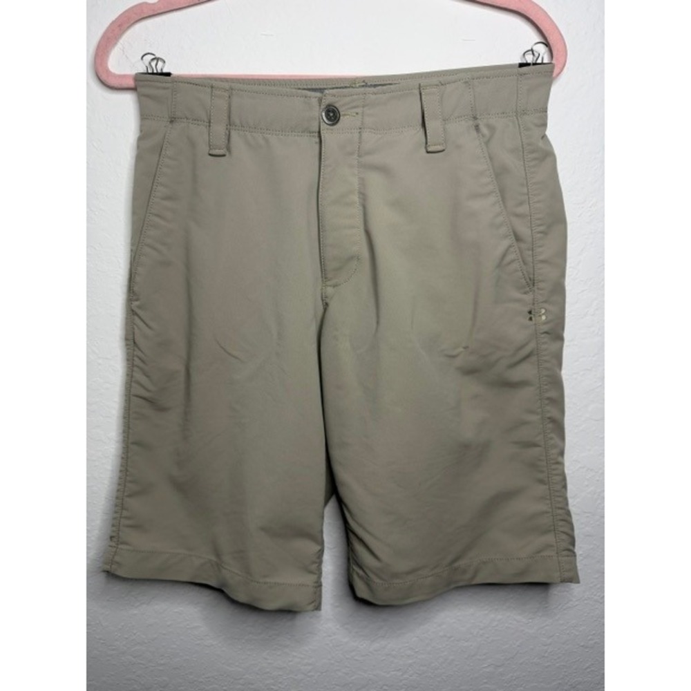 Under Armour HeatGear Mens Golf Shorts Tan Khaki Loose Fit Size 30 Performance